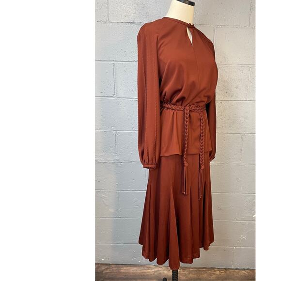 Vtg 70s Russet Brown Knit Polyester 3 Piece Pleated Skirt Set Tunic Keyhole Neck - Picture 2 of 11